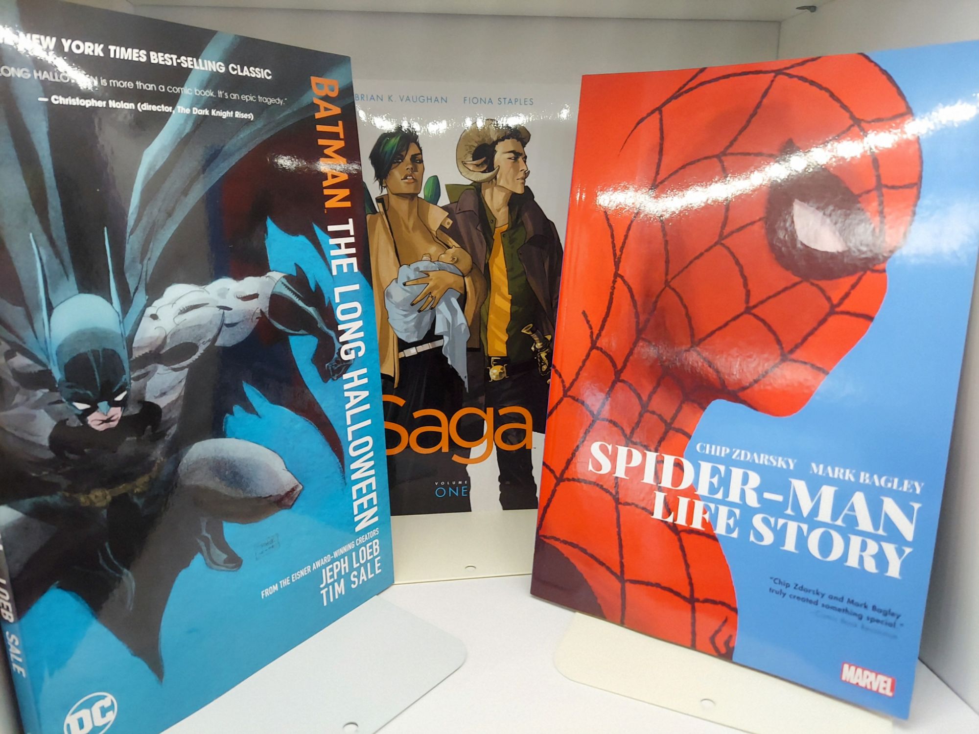 Batman: Long Halloween, Saga vol 1, Spider-Man: Life Story